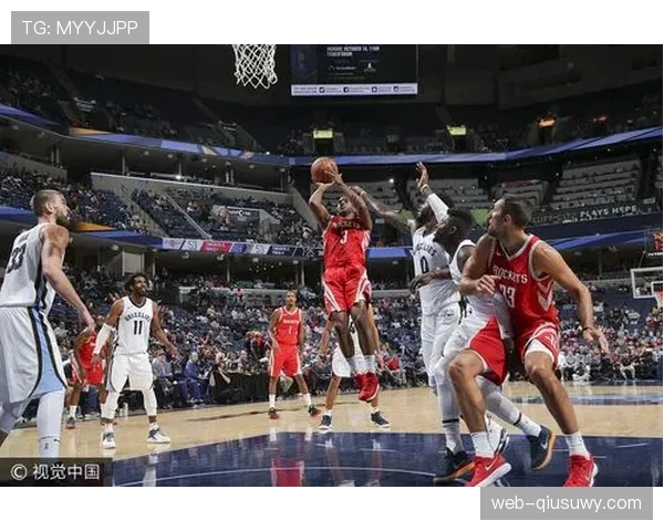 埃托奥本赛季高位逼抢撕裂防线角色提升明显